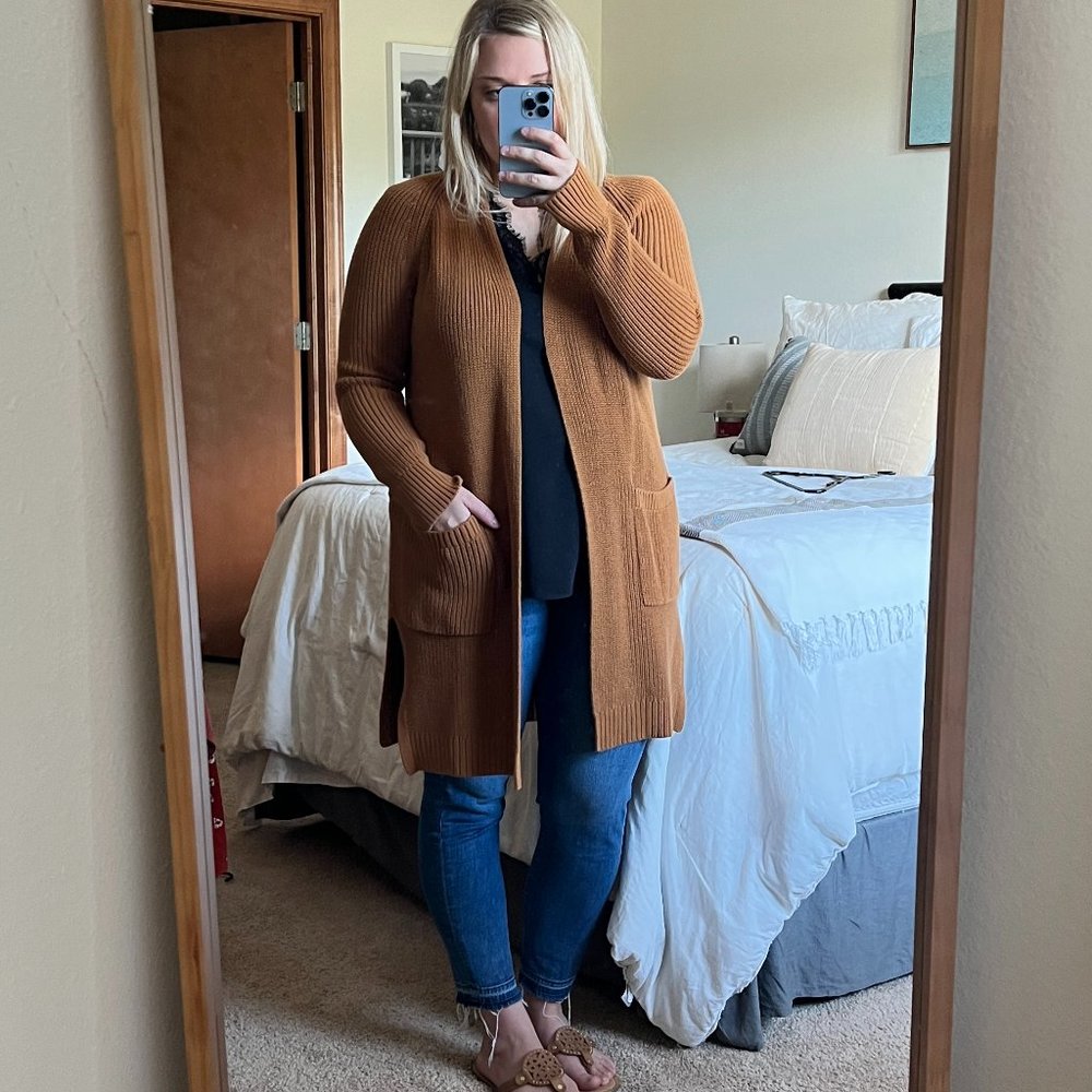 Lou & Grey Stitchy Pocket Open Cardigan